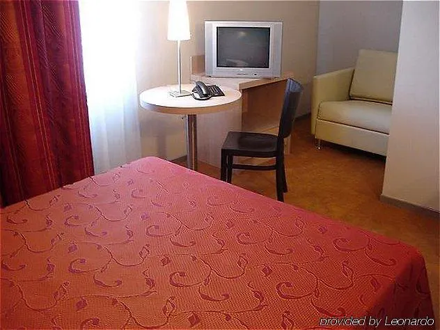 ibis Styles Lyon Meyzieu Stadium 3*,
